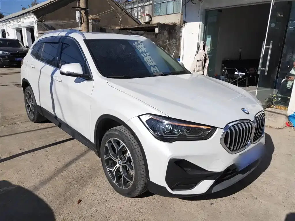 BMW X1 — фото 4