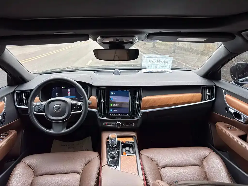 Volvo S90 — фото 4
