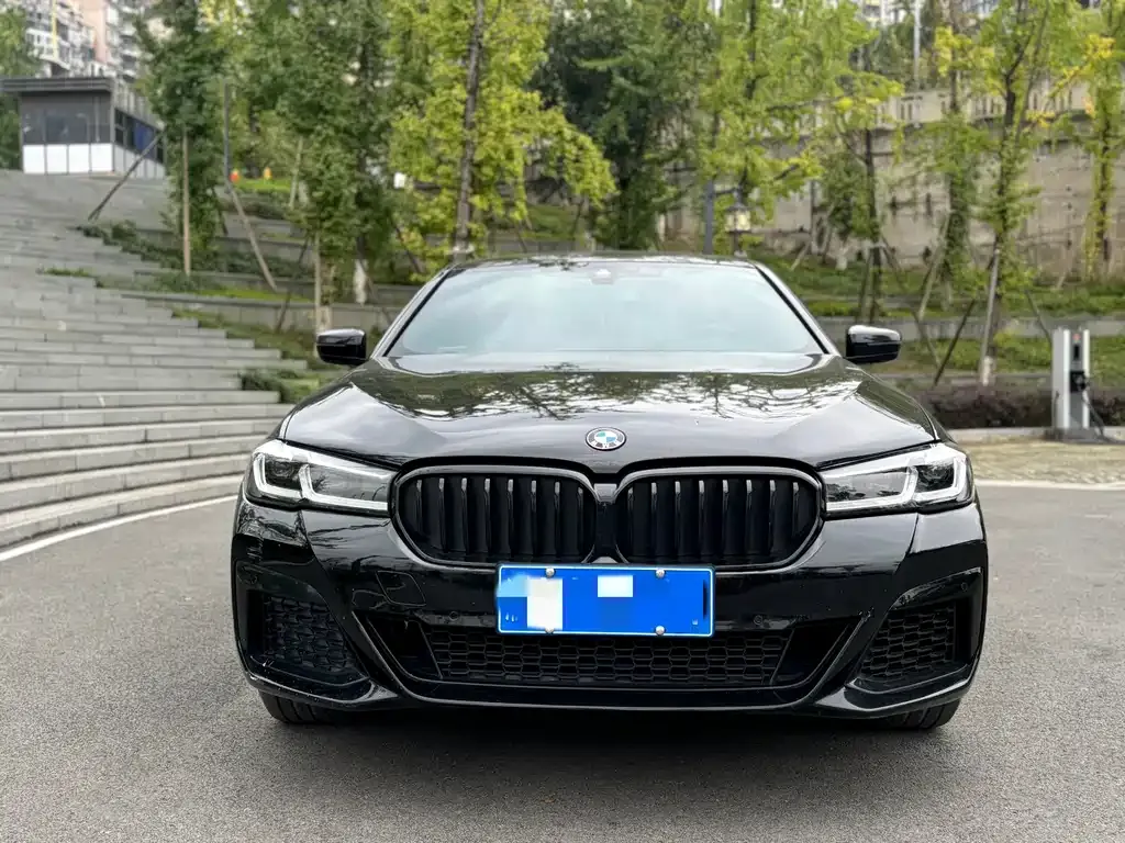 BMW 5 Series — фото 2
