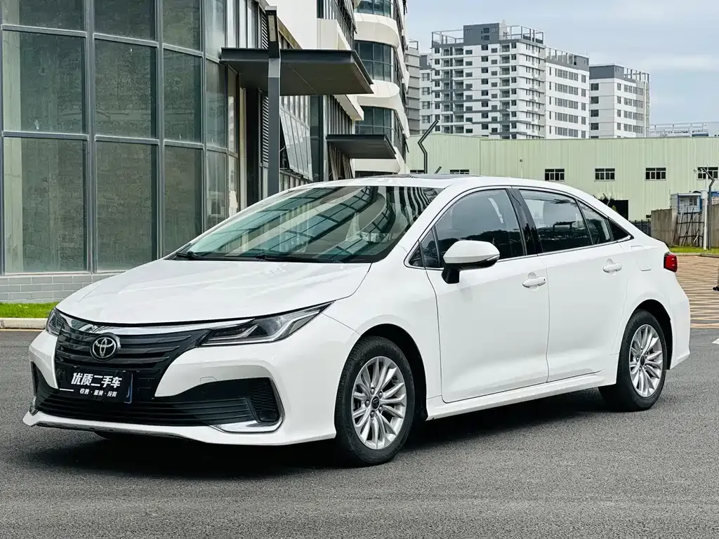 Toyota Allion — фото 1