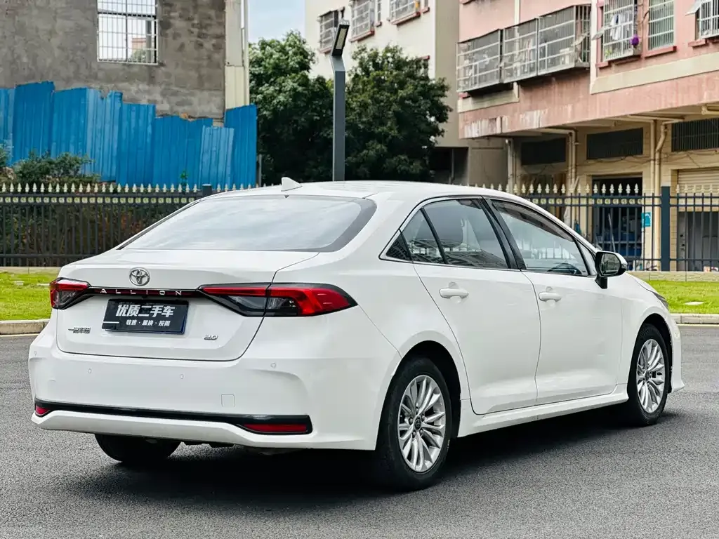 Toyota Allion — фото 9