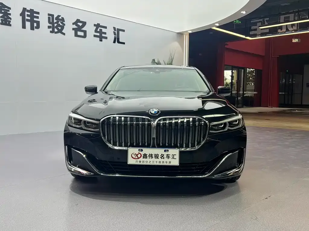 BMW 7 Series — фото 2