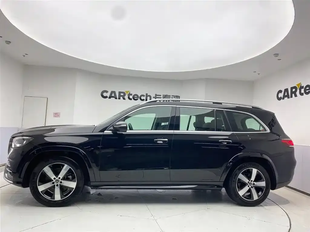 Mercedes-Benz GLS — фото 4