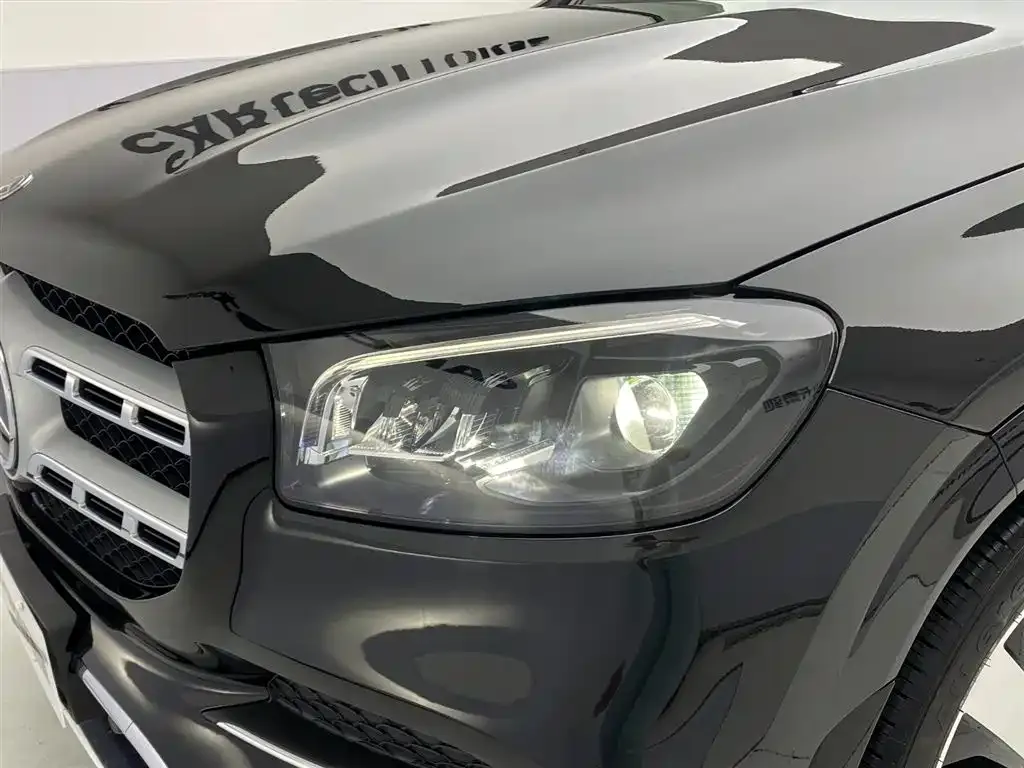 Mercedes-Benz GLS — фото 6