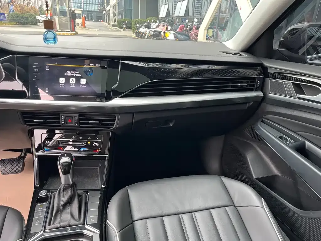Volkswagen Passat — фото 8