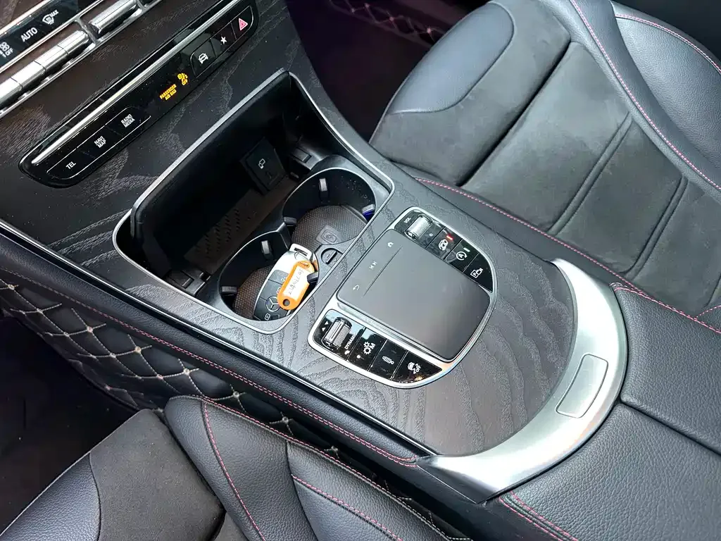 Mercedes-Benz GLC AMG — фото 10