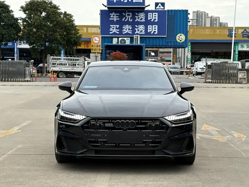 Audi A7L — фото 3