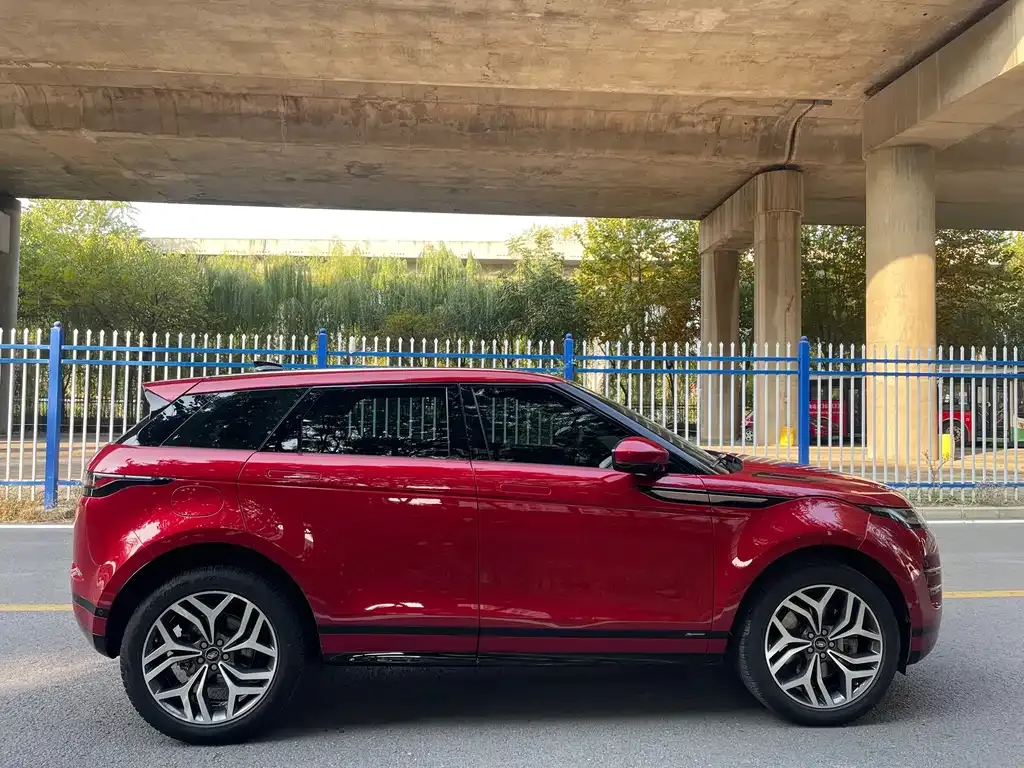 Land Rover Evoque — фото 8
