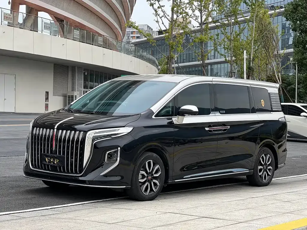 Hongqi HQ9 — фото 1