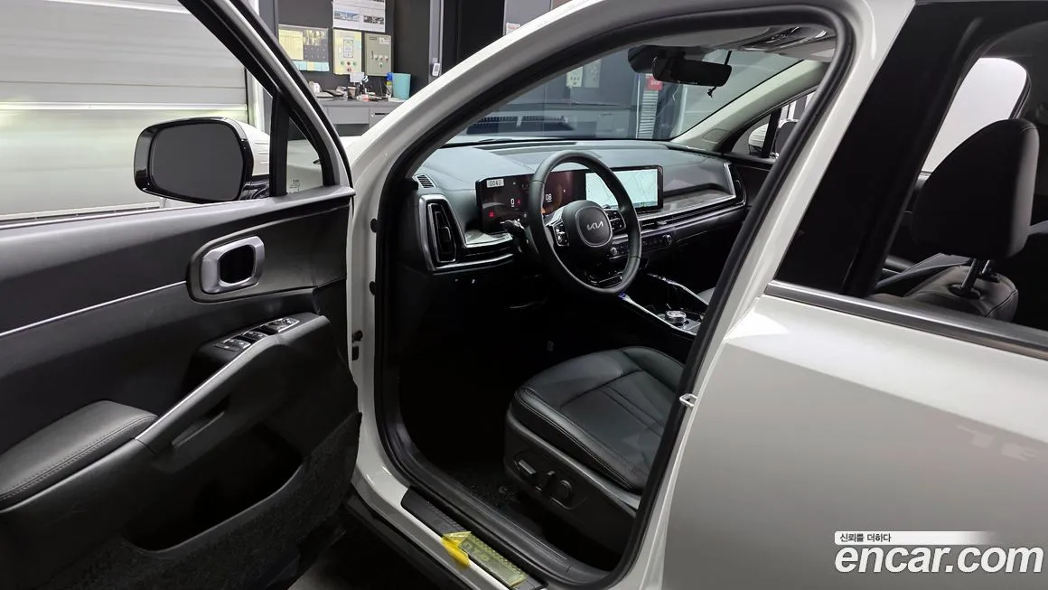Kia Sorento — фото 10