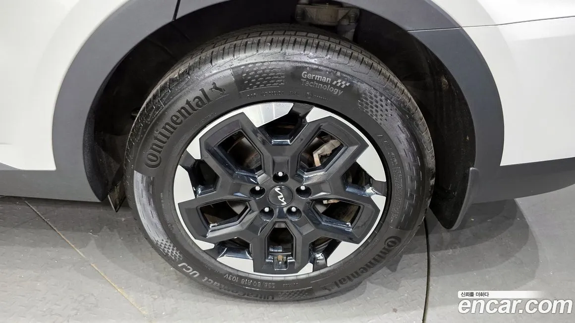 Kia Sorento — фото 5