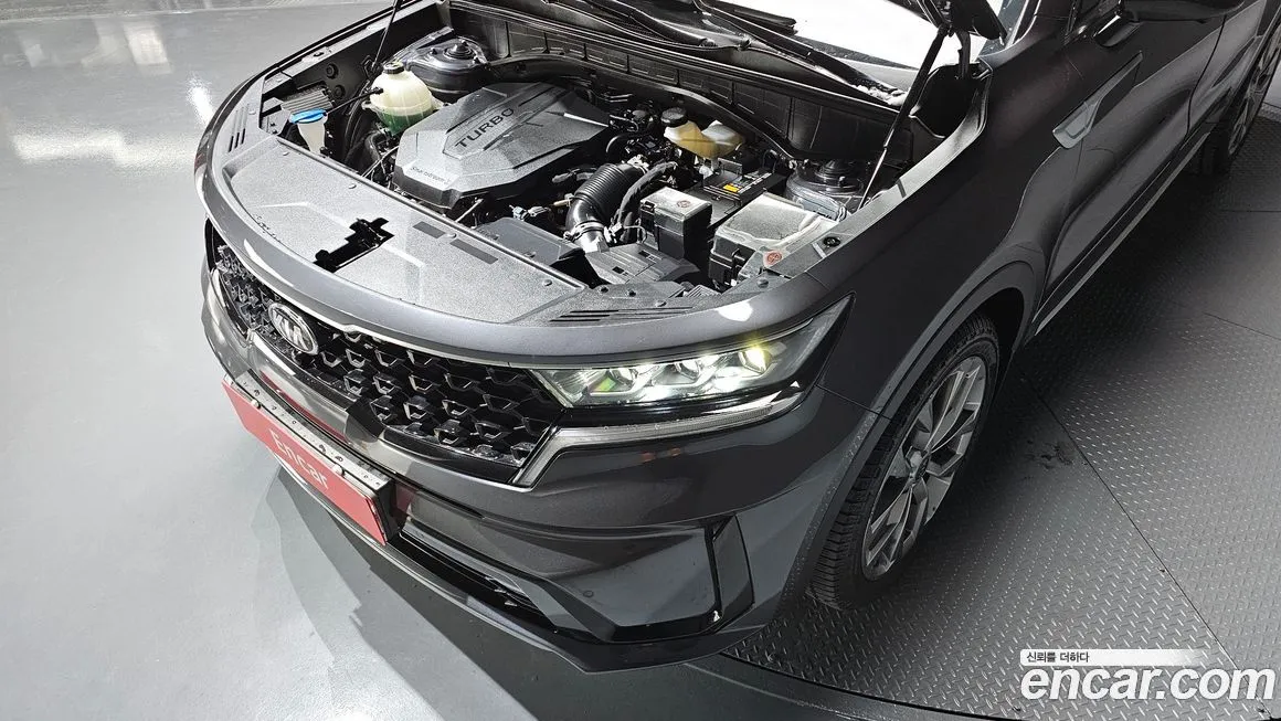 Kia Sorento — фото 6