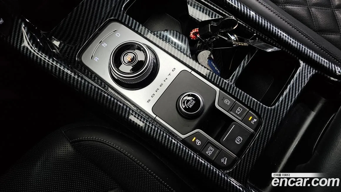 Kia Sorento — фото 9