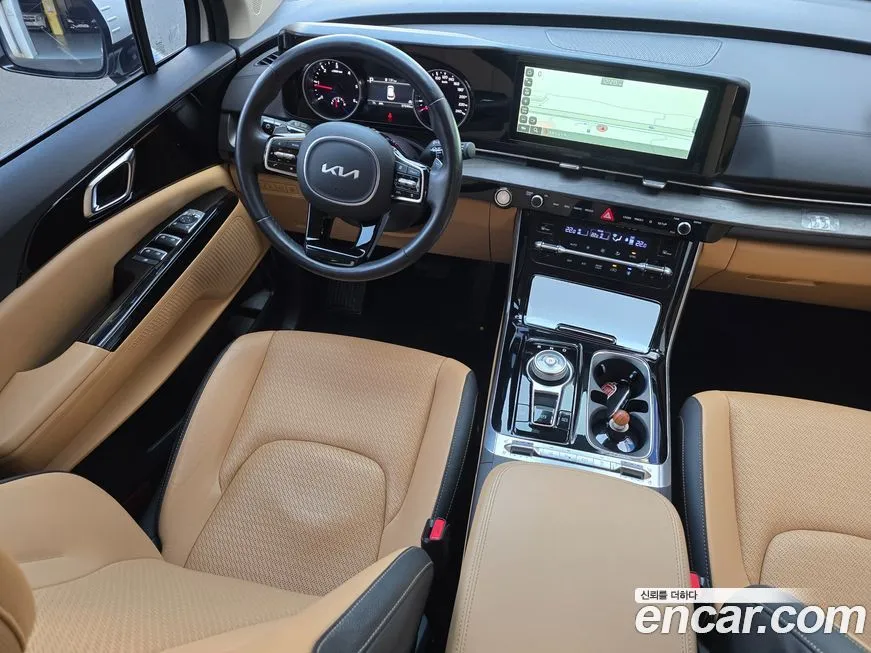 Kia Carnival — фото 10