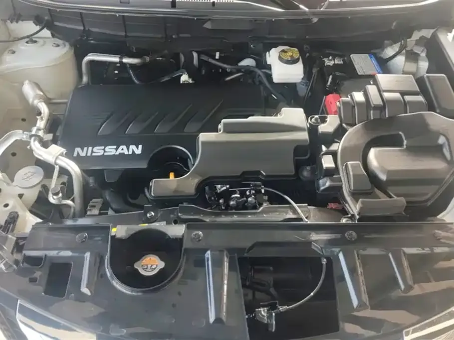 Nissan X-Trail — фото 10