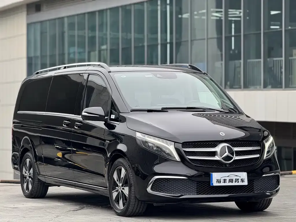 Mercedes-Benz V-Class — фото 4