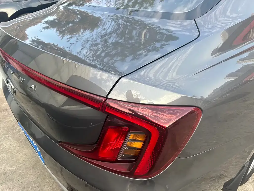 Hyundai Mistra — фото 10