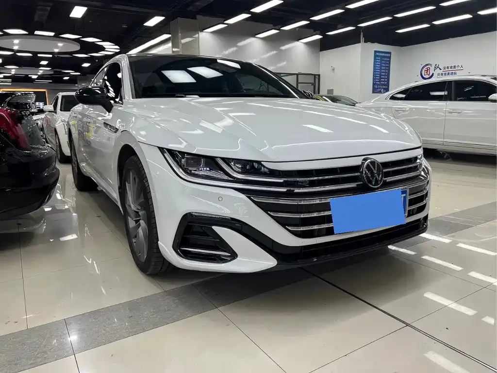 Volkswagen CC — фото 3