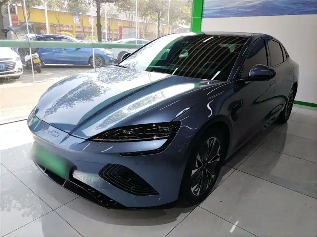 BYD Seal — фото 2