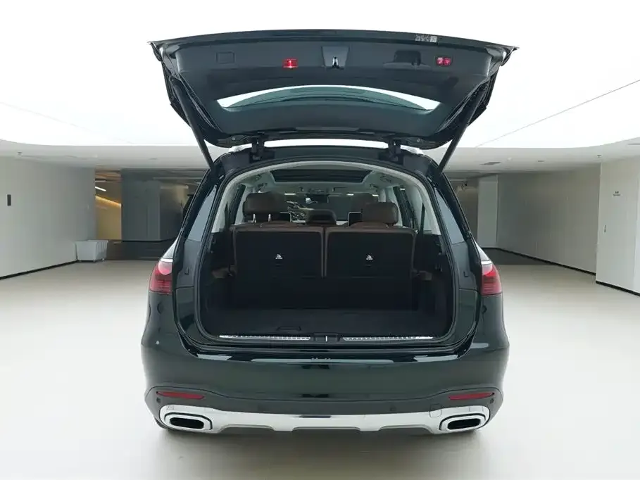 Mercedes-Benz GLS — фото 6