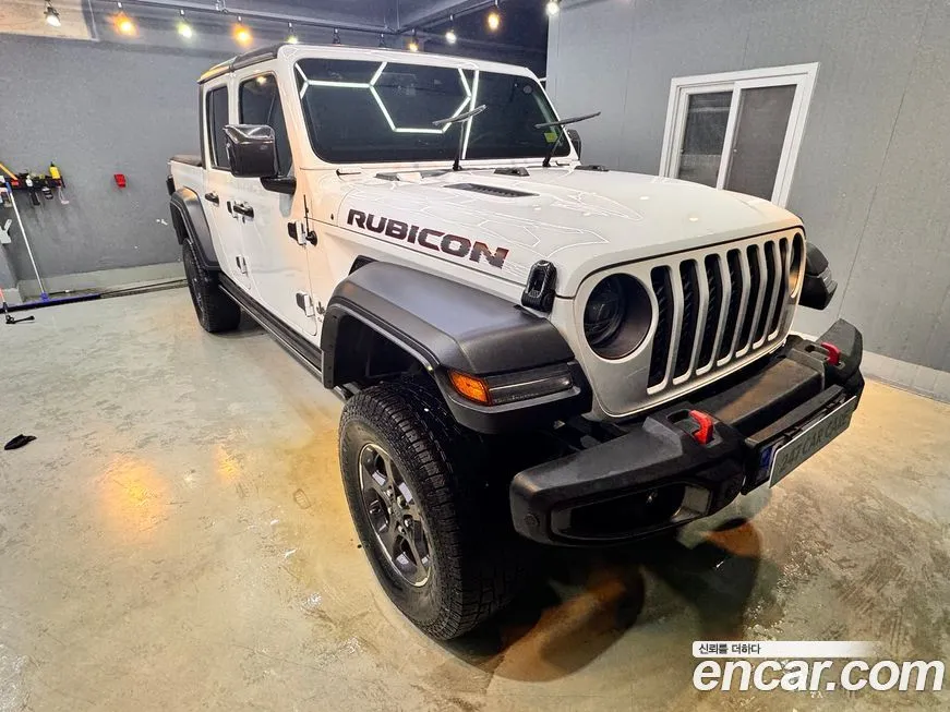 Jeep Gladiator — фото 1