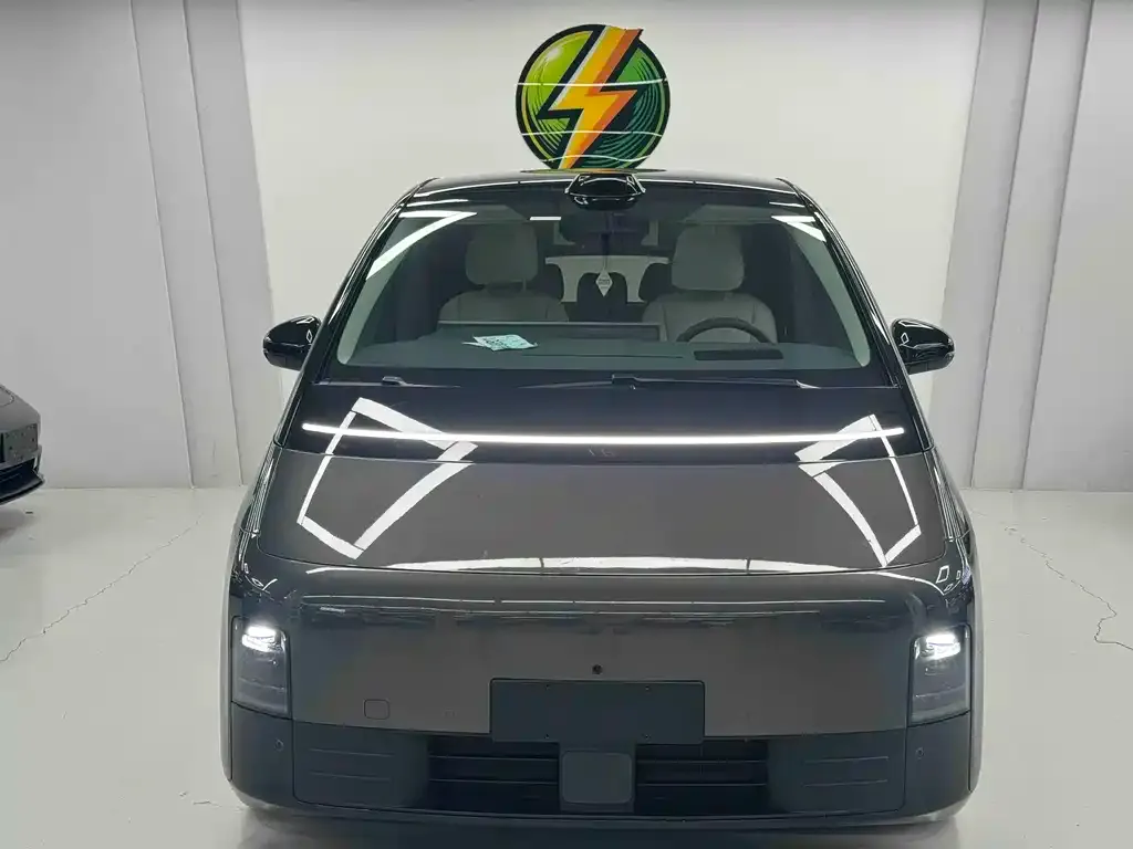 Li Auto MEGA — фото 3