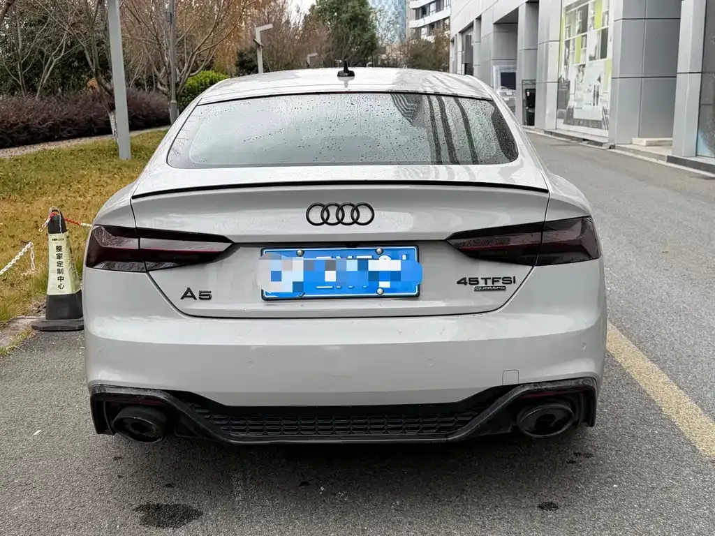 Audi A5 (Import) — фото 2