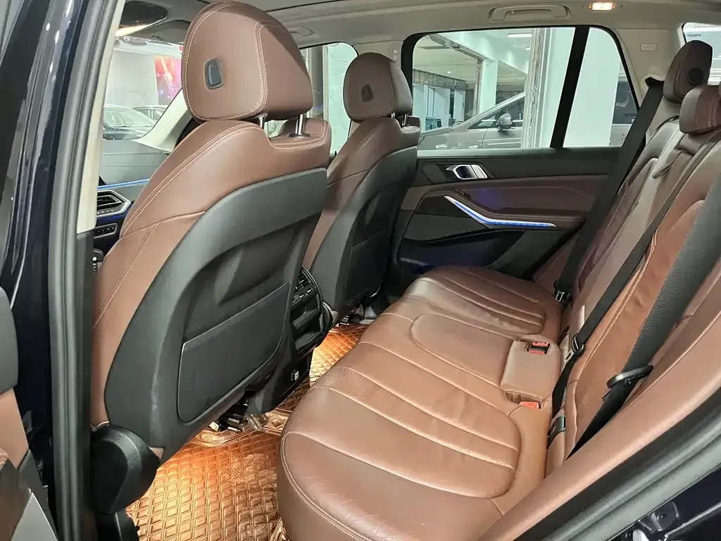 BMW X5 (Import) — фото 5