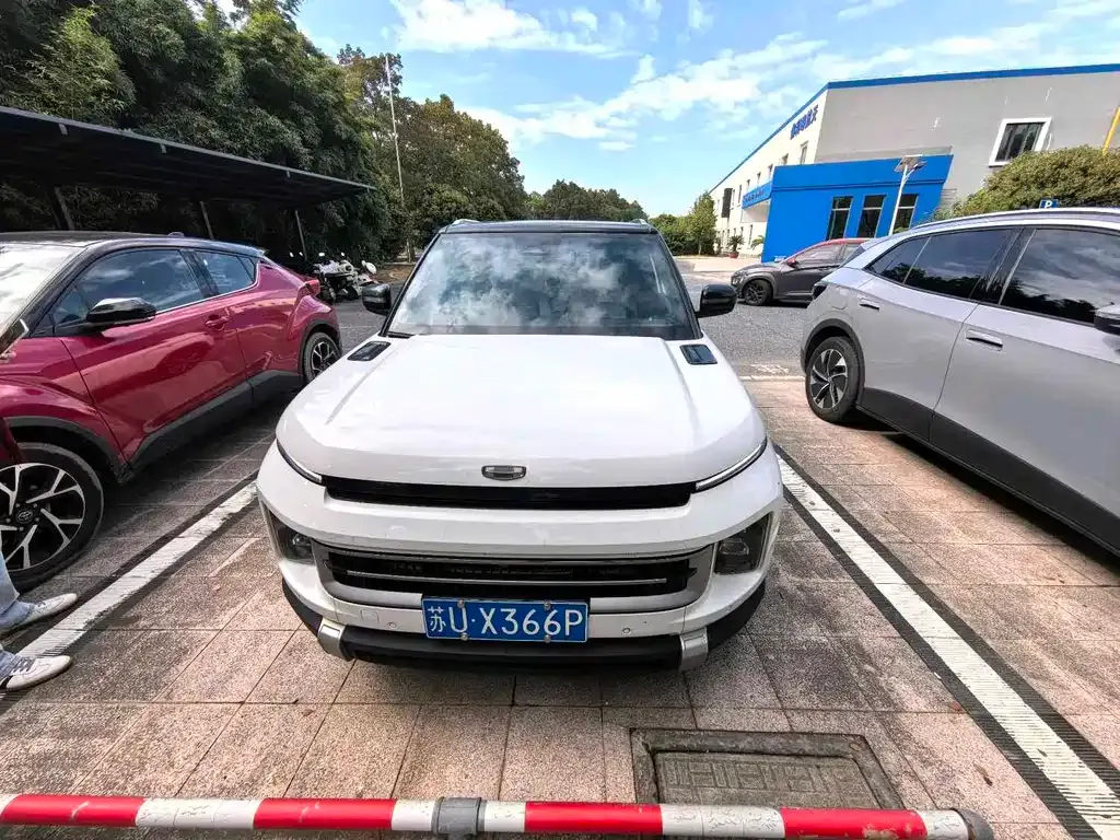 Geely Icon — фото 1