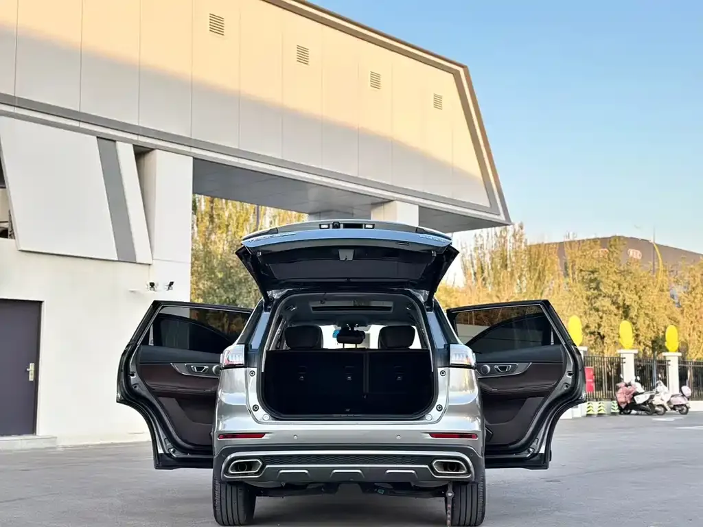 Chery Tiggo 8 PLUS — фото 8