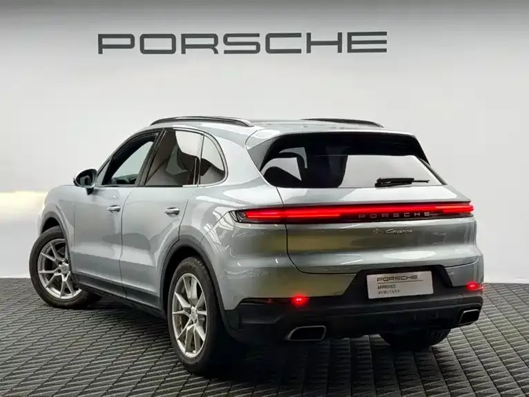 Porsche Cayenne — фото 6
