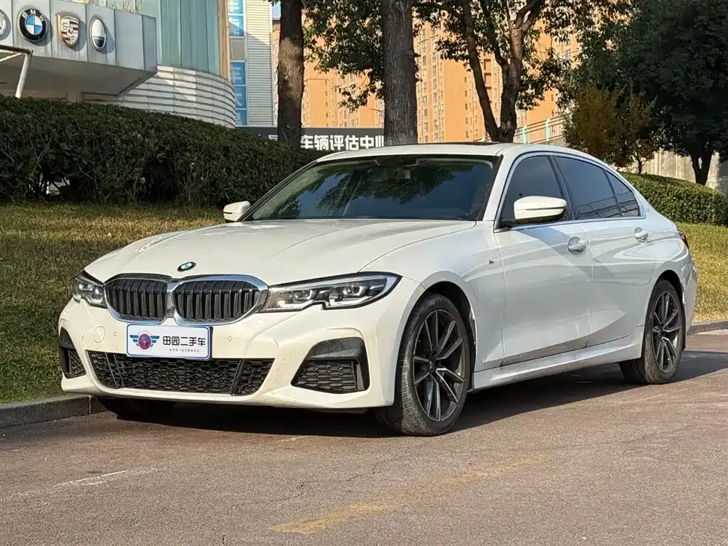 BMW 3 Series — фото 1