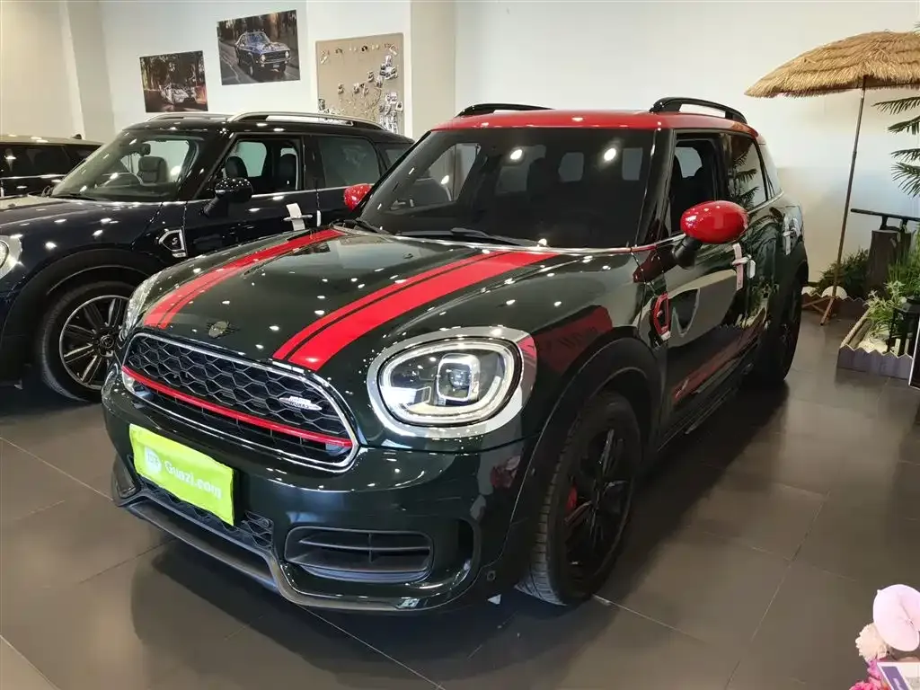 MINI Countryman JCW — фото 1