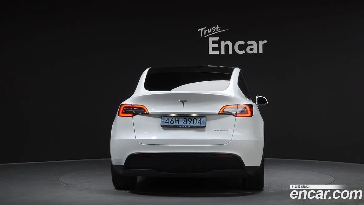 Tesla Model Y — фото 4