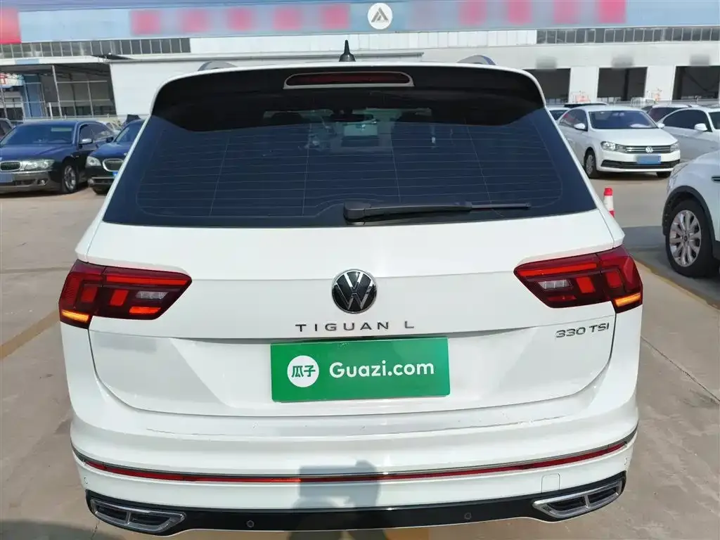 Volkswagen Tiguan L — фото 6