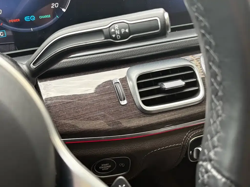 Mercedes-Benz GLS — фото 10