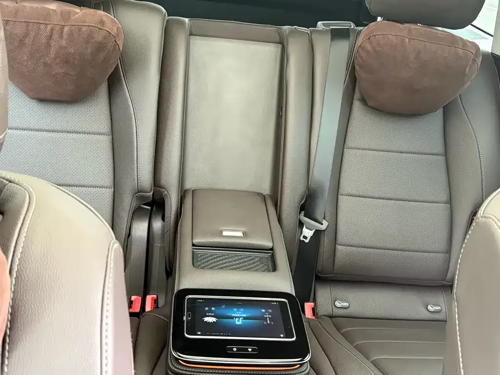 Mercedes-Benz GLS — фото 8