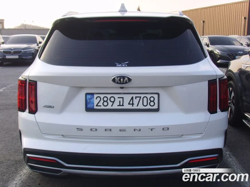 Kia Sorento — фото 4