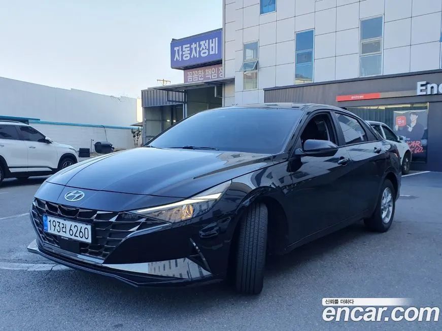Hyundai AVANTE — фото 2
