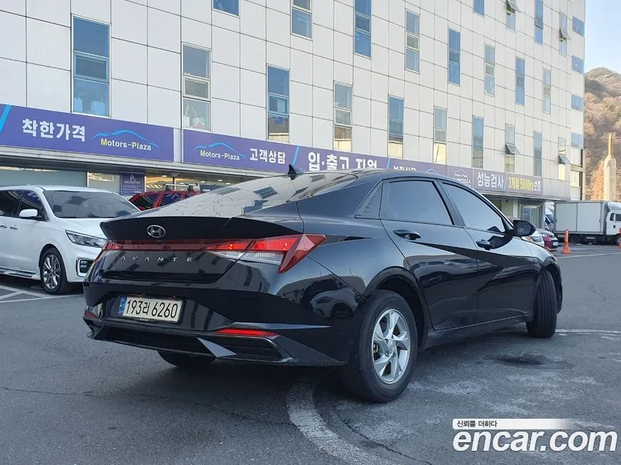 Hyundai AVANTE — фото 5
