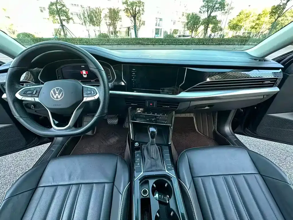 Volkswagen Passat — фото 5