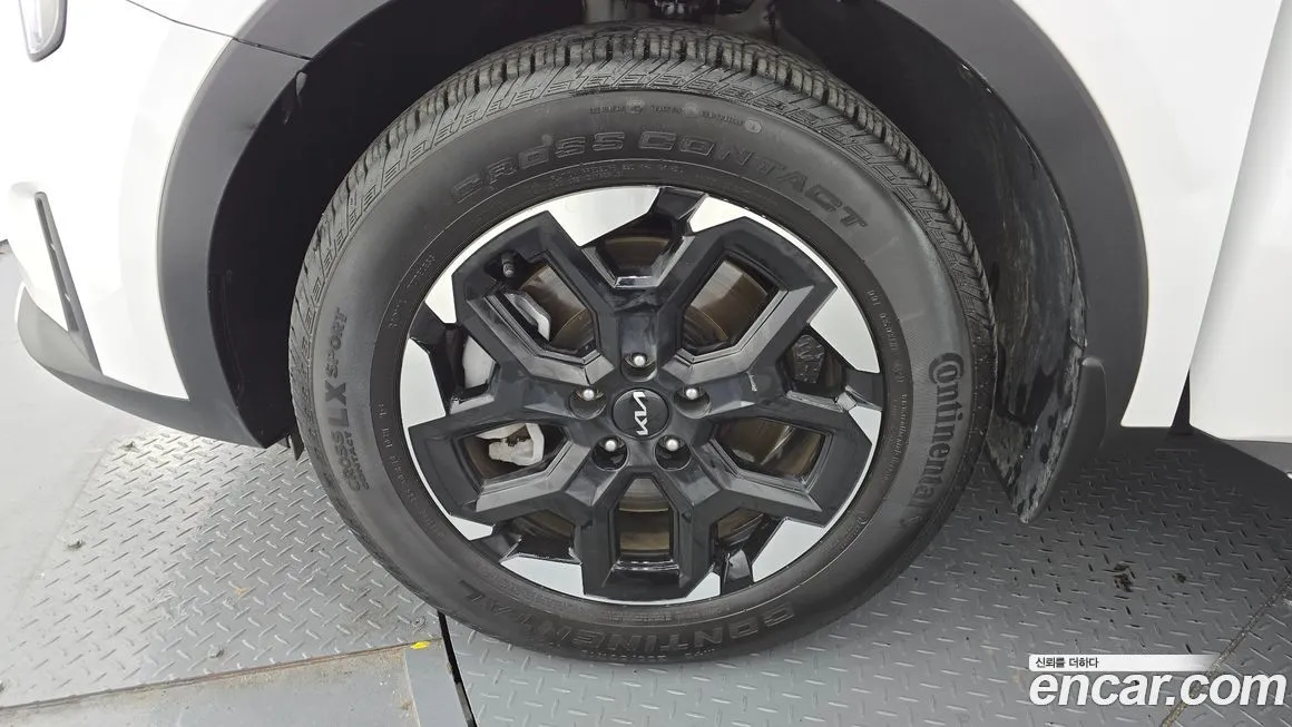 Kia Sorento — фото 5