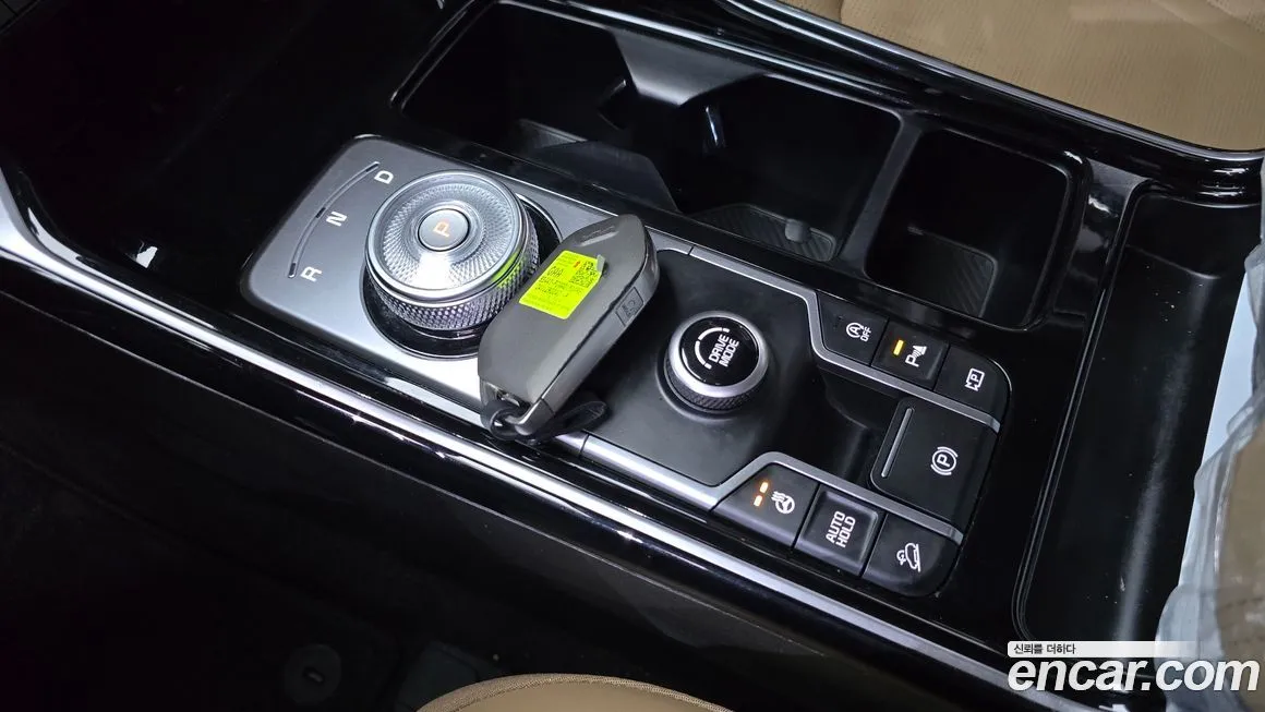 Kia Sorento — фото 9