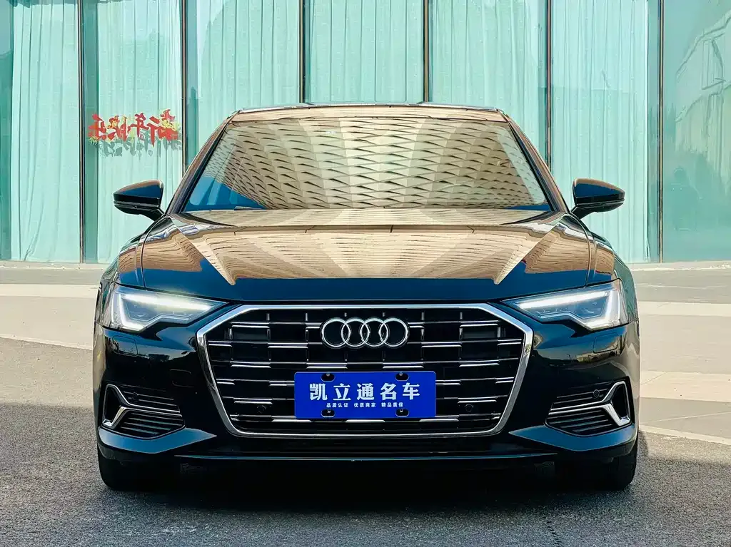 Audi A6L — фото 2