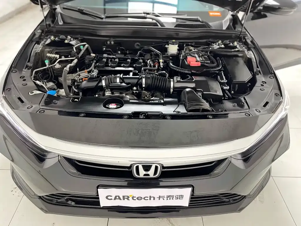 Honda Inspire — фото 10