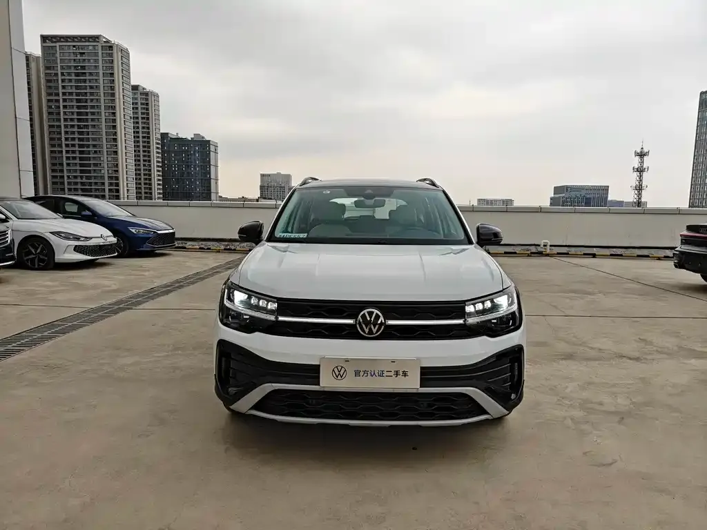Volkswagen Tharu — фото 2