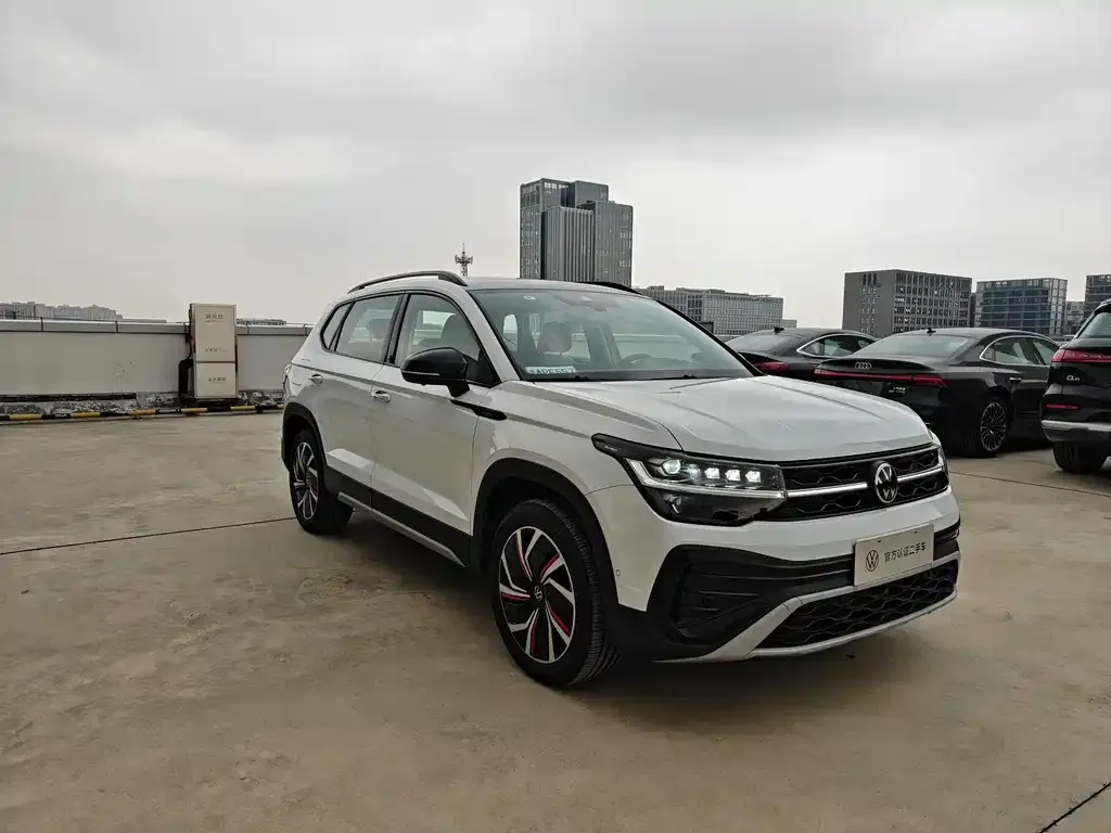 Volkswagen Tharu — фото 3