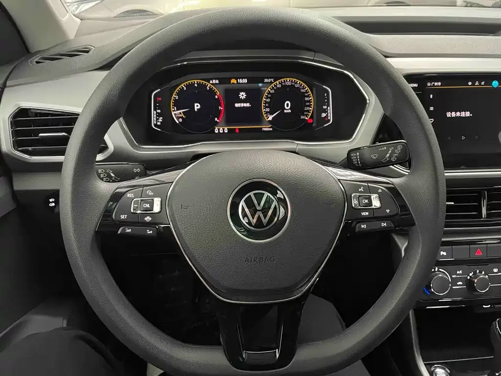 Volkswagen T-Cross — фото 8
