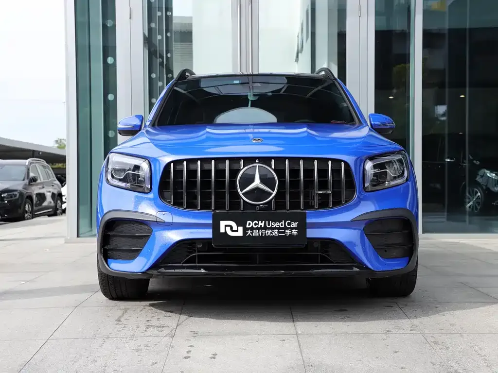 Mercedes-Benz GLB AMG — фото 2
