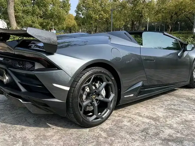 Lamborghini Huracan — фото 7